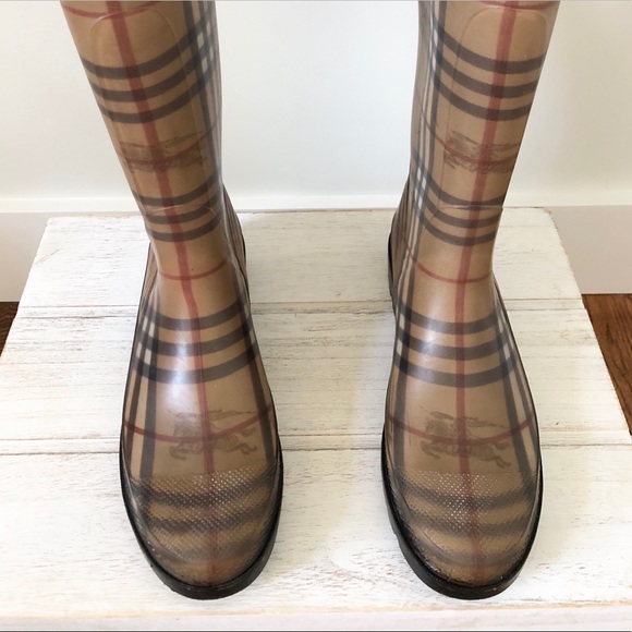 Burberry Rain Boots - Picture 4 of 5